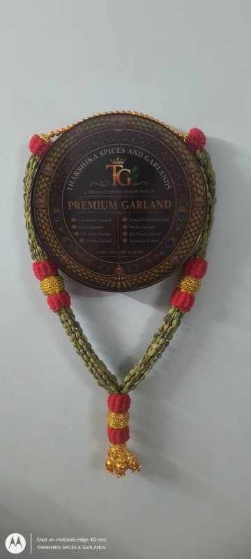 Tharshika Spice and Garland