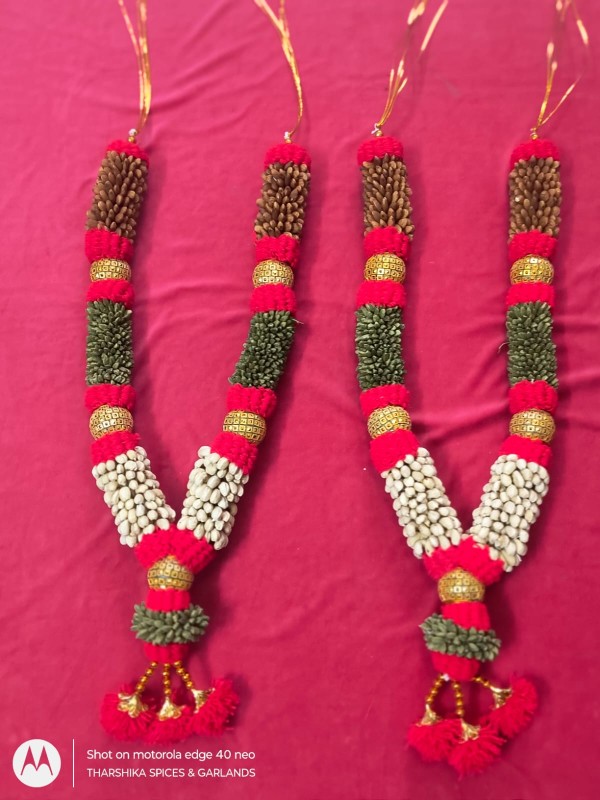 Tharshika Spice and Garland