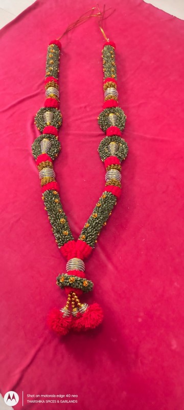 Tharshika Spice and Garland